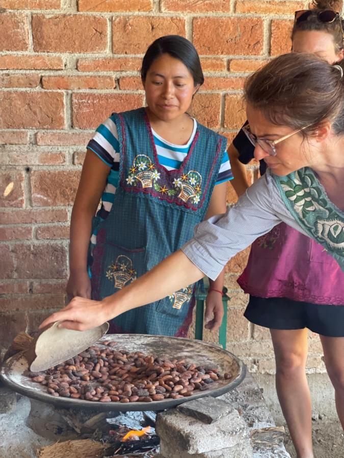 Lizu Tu Casa En Un Pueblo Zapoteca Bed & Breakfast Teotitlan del Valle ภายนอก รูปภาพ