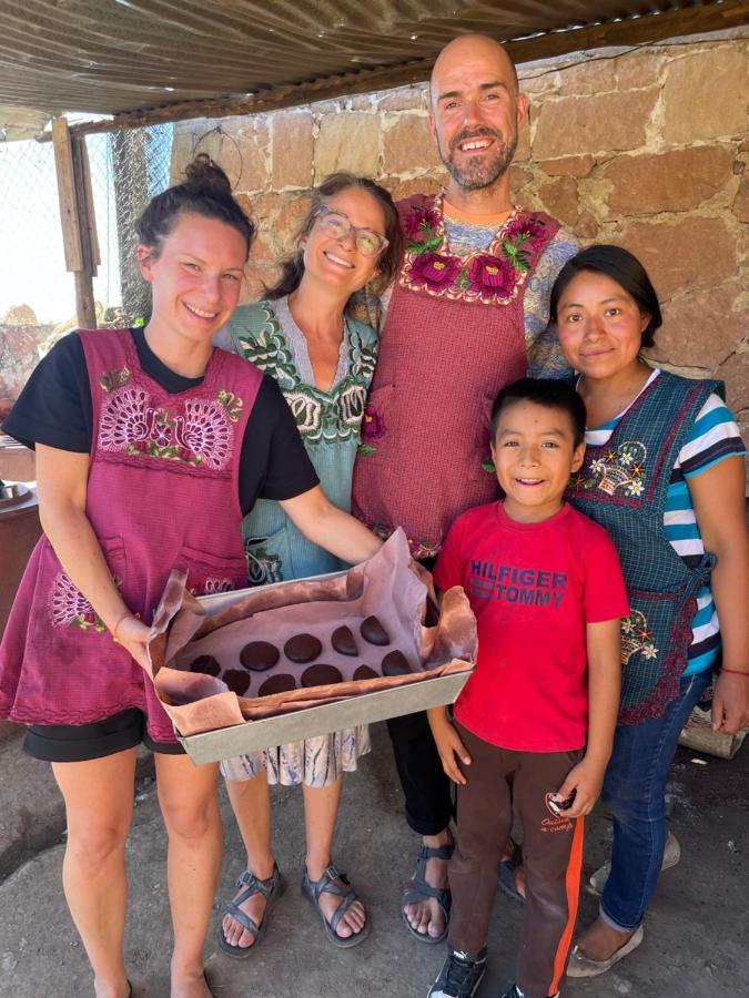 Lizu Tu Casa En Un Pueblo Zapoteca Bed & Breakfast Teotitlan del Valle ภายนอก รูปภาพ