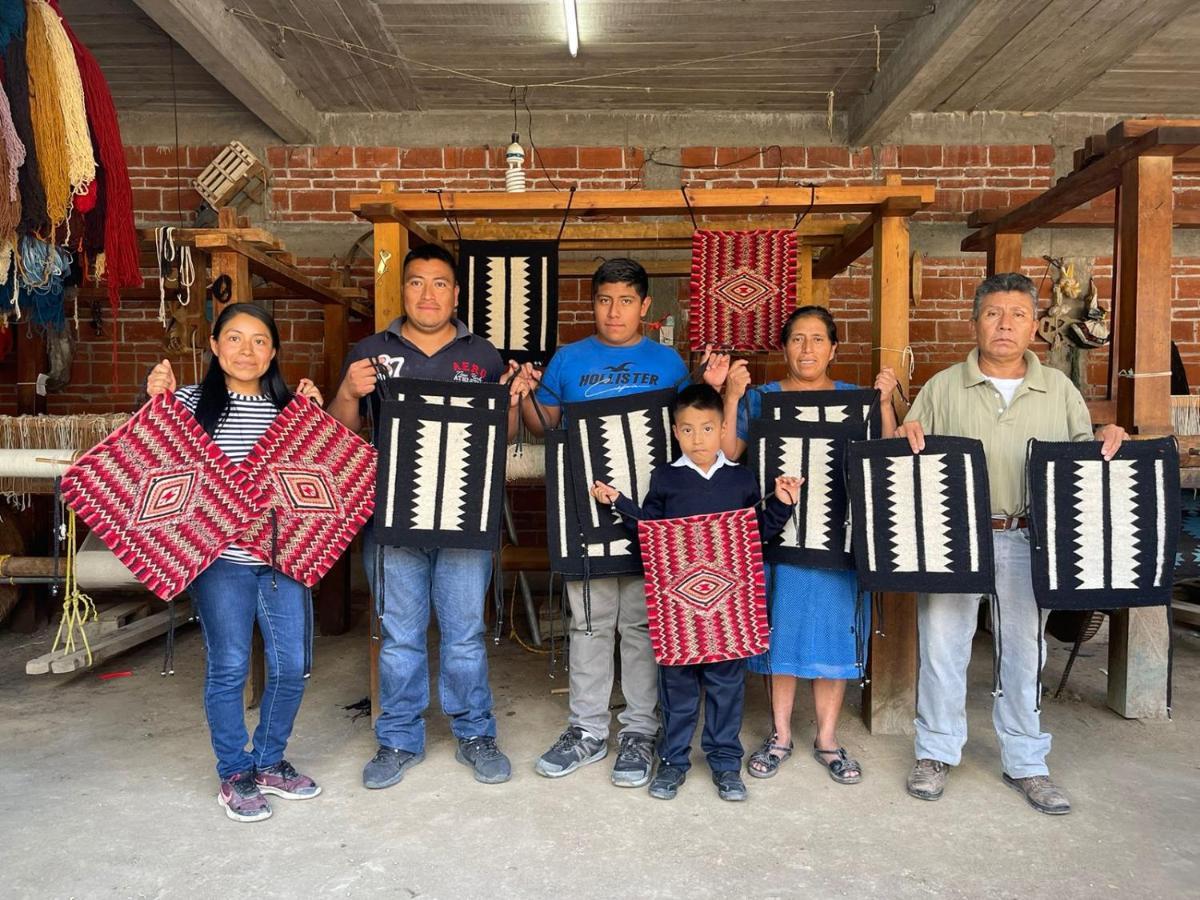 Lizu Tu Casa En Un Pueblo Zapoteca Bed & Breakfast Teotitlan del Valle ภายนอก รูปภาพ